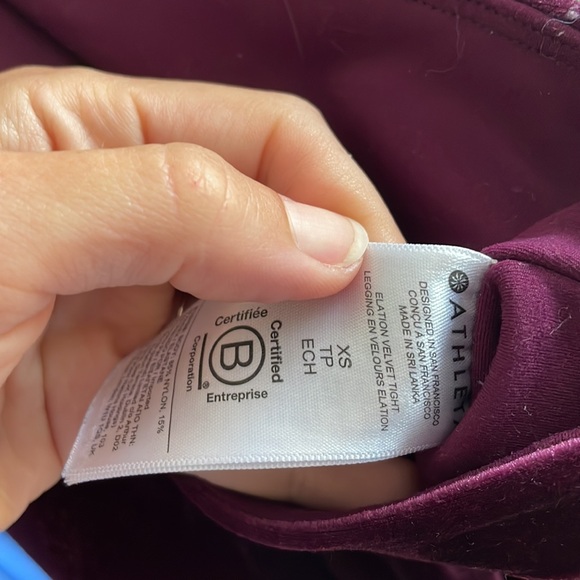 Athleta elation velvet tights size xs maroon - Picture 4 of 5